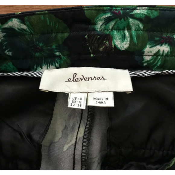 Anthropologie Elevenses Navy and Kelly Green Floral Flare Pants - Size 4 - Picture 7 of 13